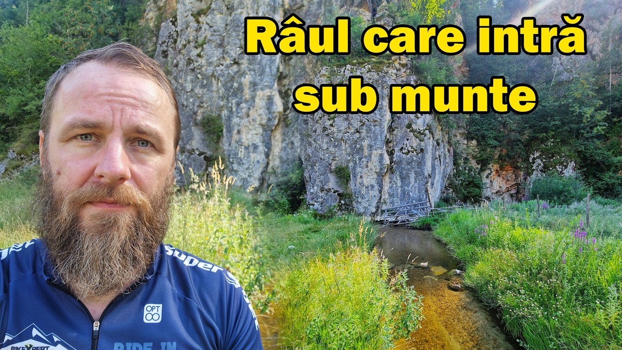 Aici este Palma lui Dumnezeu (Fundătura Ponorului) din munții Șureanu - Via Transilvanica