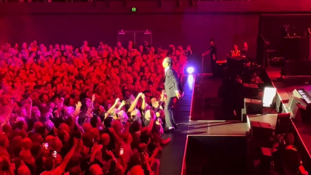 O Children - Nick Cave and the Bad Seeds - Wellington NZ