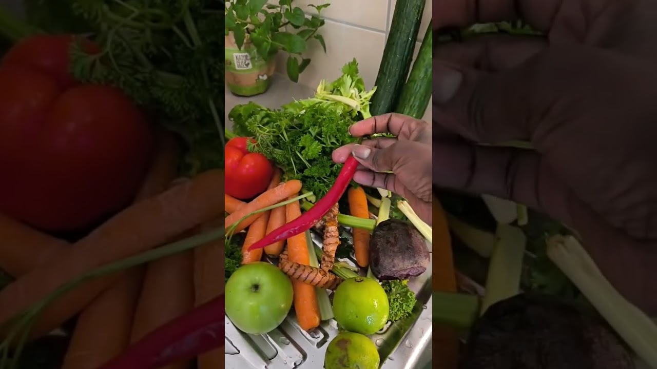 45.1 - Red Pepper, Carrots, Cucumber, Beetroot, Green Apple, Celery, Parsley, Cumin Chili&Lime juice