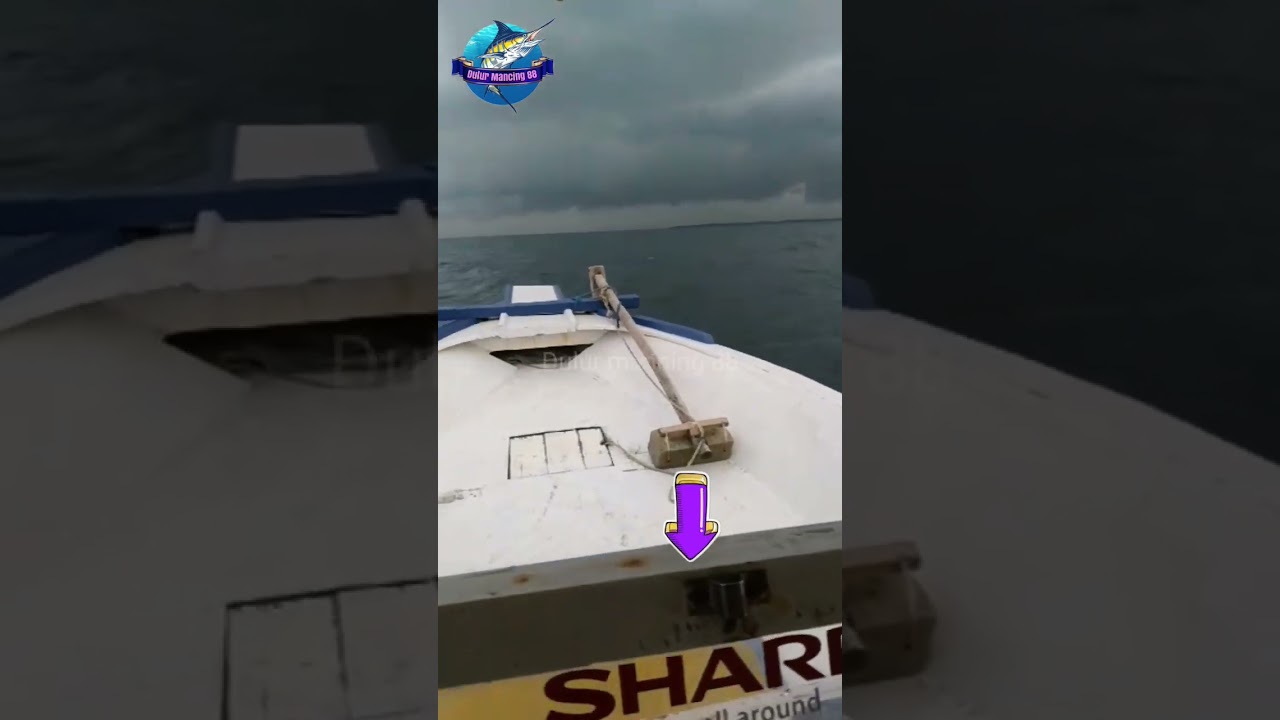 INILAH RESIKO MANCING DI TENGAH LAUT, CUACA BERUBAH SEKETIKA #mancing #fishing