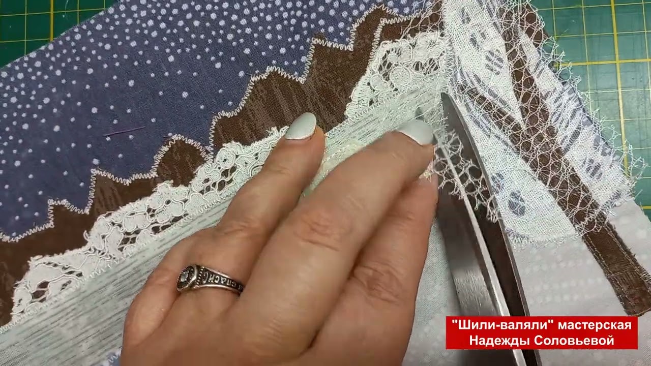 Как из лоскутков сшить зимнюю картину.