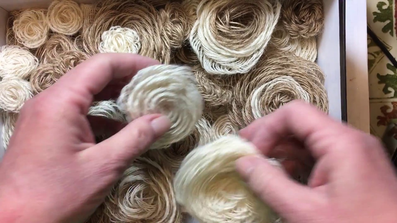 Build Your Stash and Craft, Wk 71, Diy Elegant Burlap flowers :)