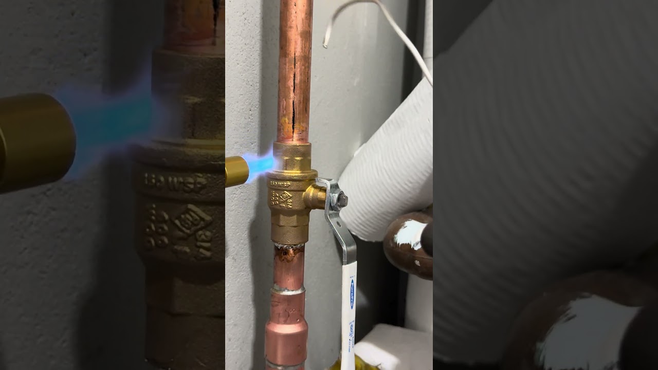 Soldering lead free sweat ball valve #copperpipes #welding #plumbing #howto #soldering #plumber