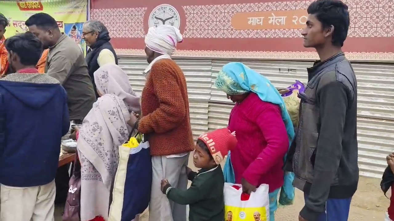 ॐ सदगुरू दत्तात्रेय संस्थान प्रतापगढ़ यूपी द्वारा 30 जनवरी 2026 संगम प्रयागराज में 28वा दिन भंडारा 