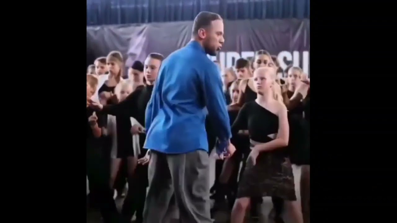 Blue Shirt Guy Dancing |  Sérgio Mendes - Magalenha [Super Slowed + Reverb]