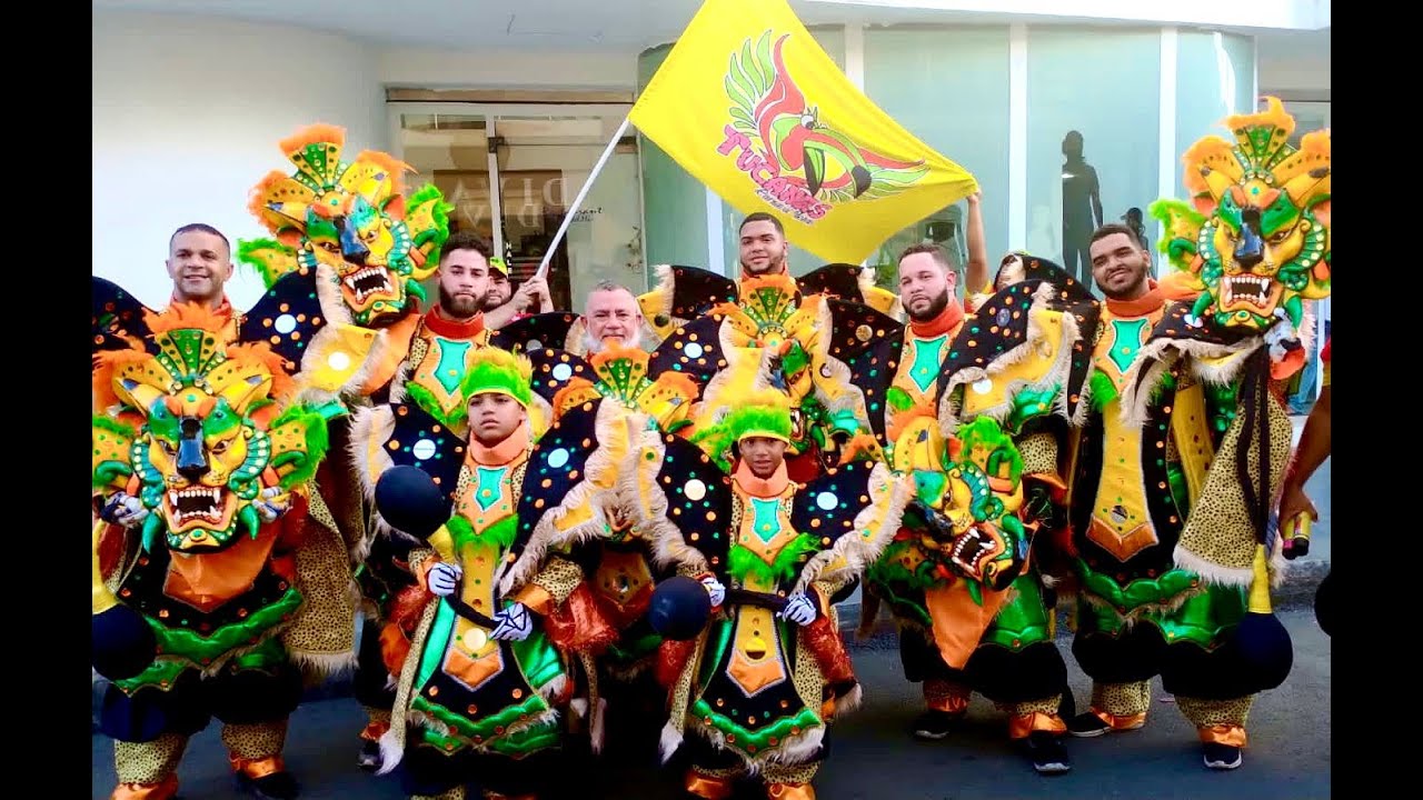 SALIDA DE LOS TUCANES CARNAVAL BONAO IMPRESIONANTE.