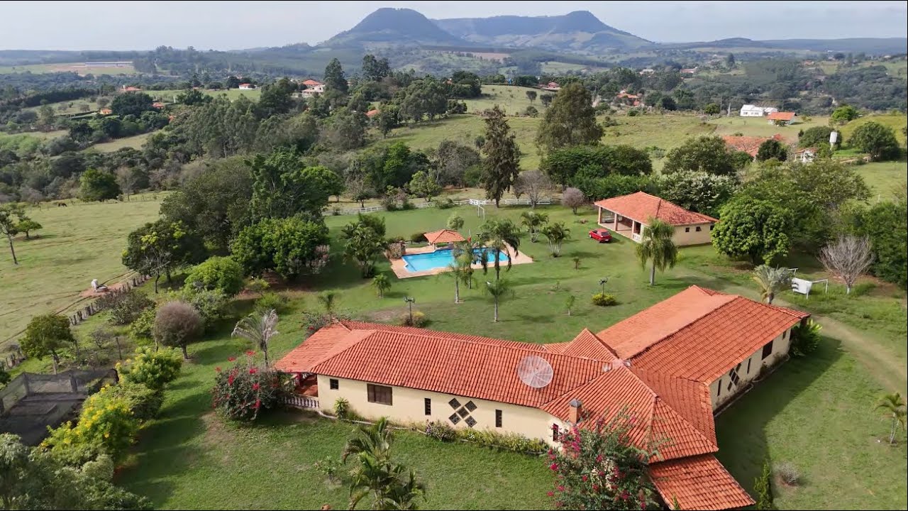 Chácara de 40.000m² no interior de SP, no munícipio de Bofete/SP- apenas 2.9km da cidade.