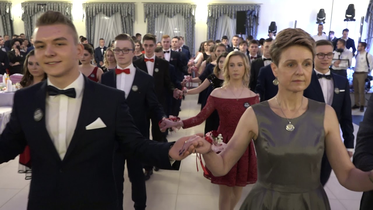 Polonez 2018 w wykonaniu uczniów III B LO w Rykach - 