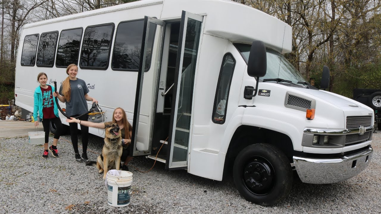 Cleaning our Church's Bus! |Julia & Olga|