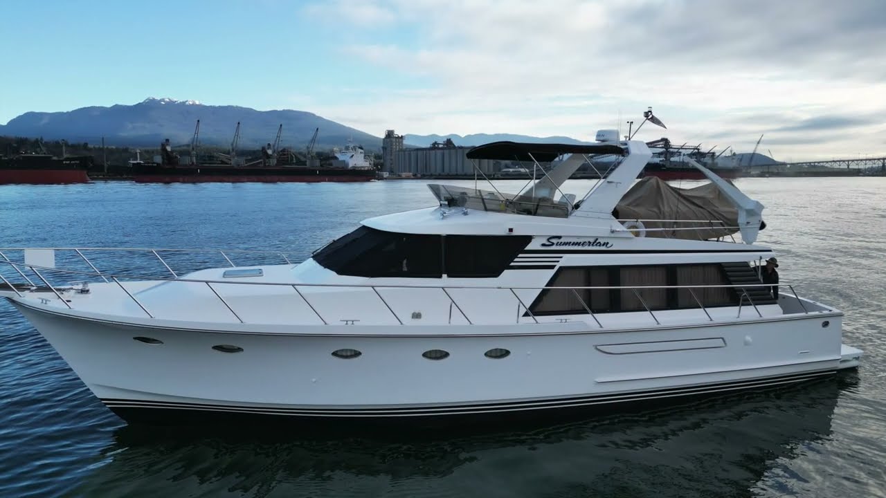 1993 52' Ocean Alexander 'Summertan' ***ПРОДАН***
