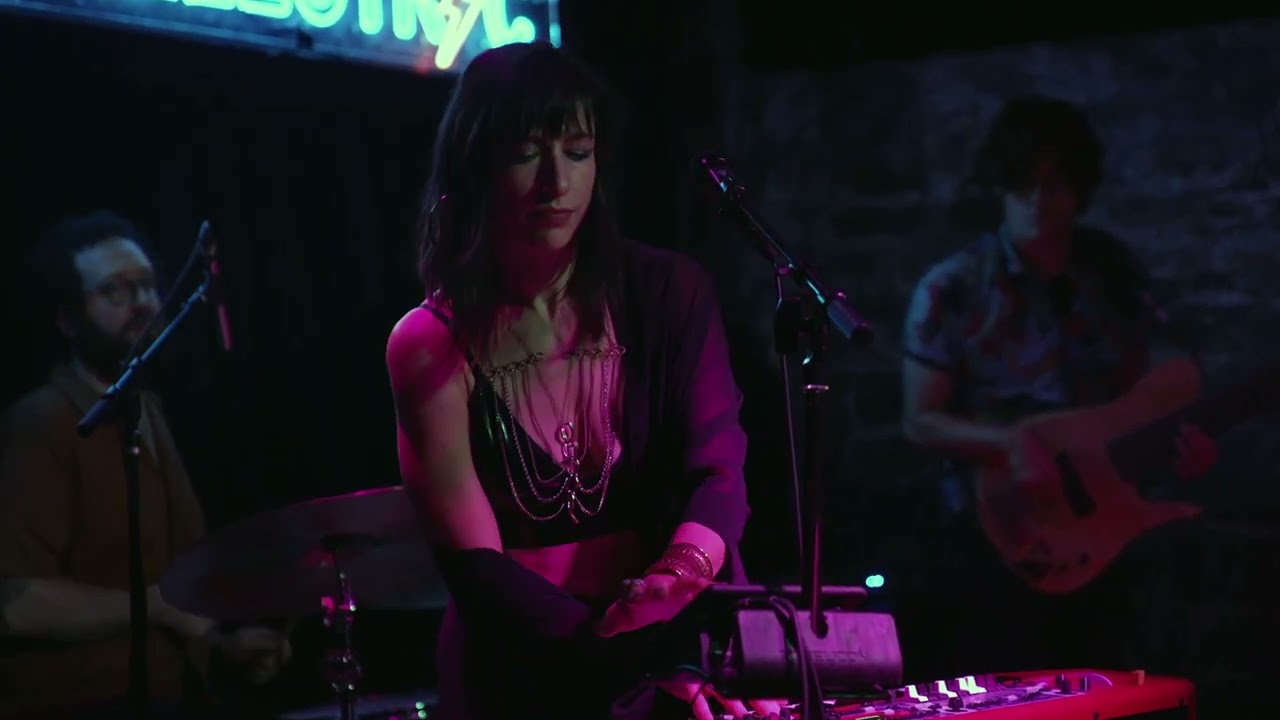 Honeysucker live @ Bowery Electric