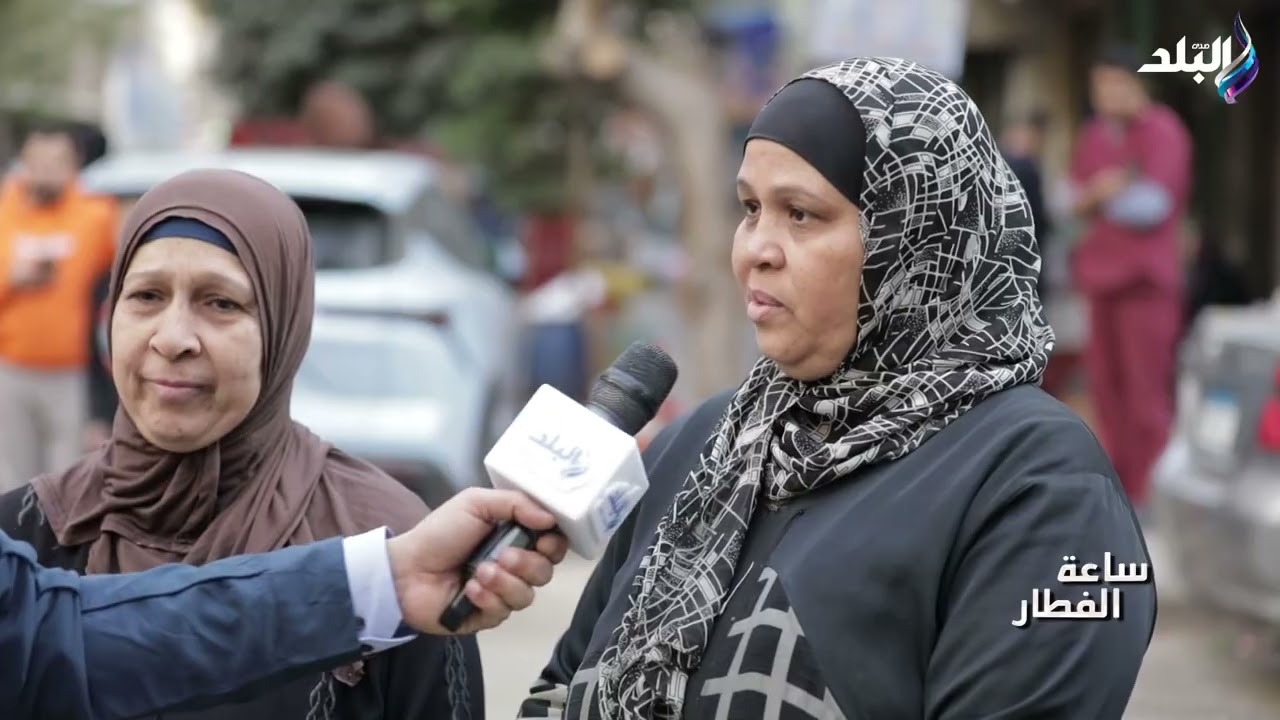 16 ساعة يوميًا في الشغل.. قصة كفاح عاملة بتجري على لقمة عيشها