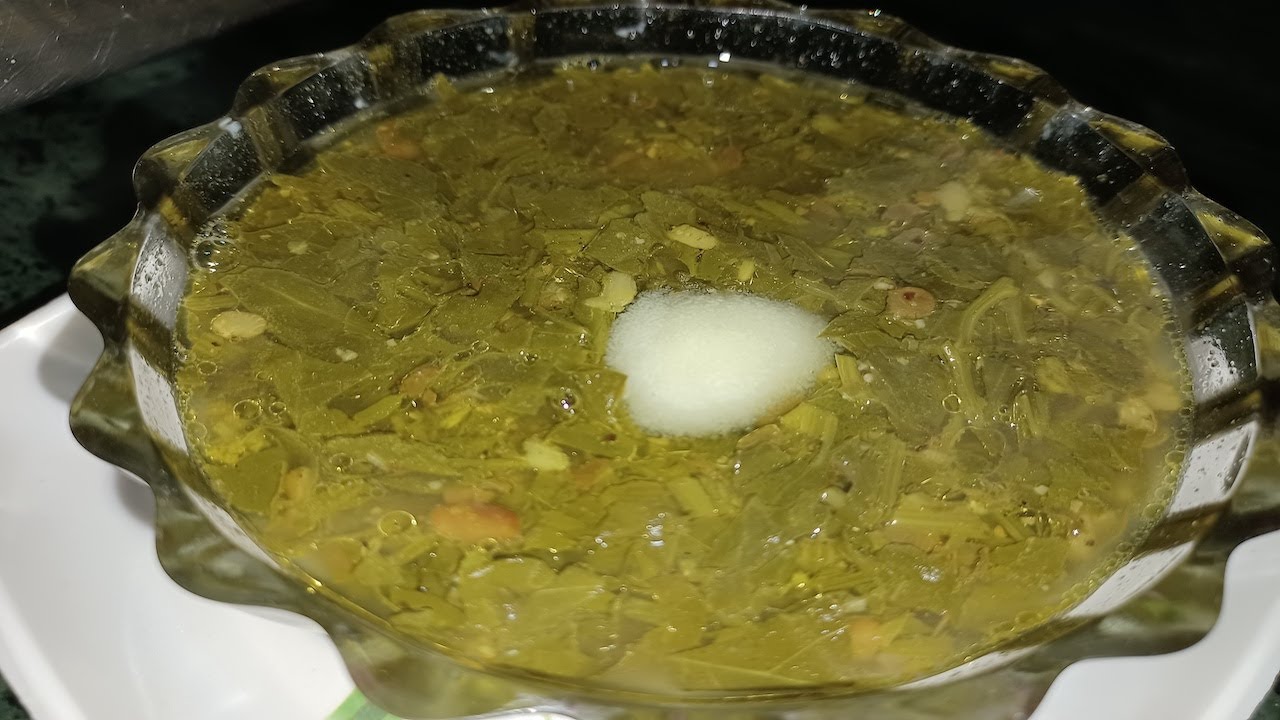 Bathua ki daal | Sagpaitaa recipe | Bathua wali daal | सागपइता रेसिपी | उड़द और बथुआ की दाल #Bathua