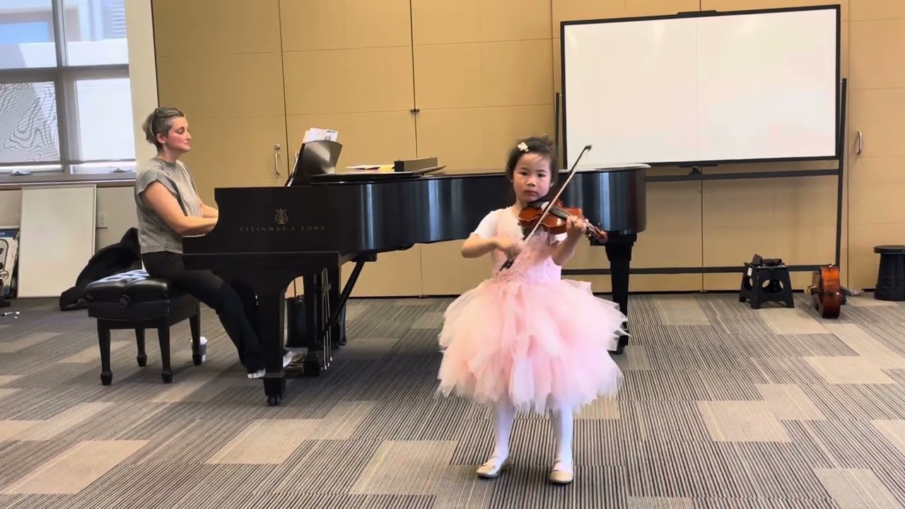 Suzuki violin book 2: Gavotte by Lully (Summer camp Recital)(5 Years)(14th Recital)
