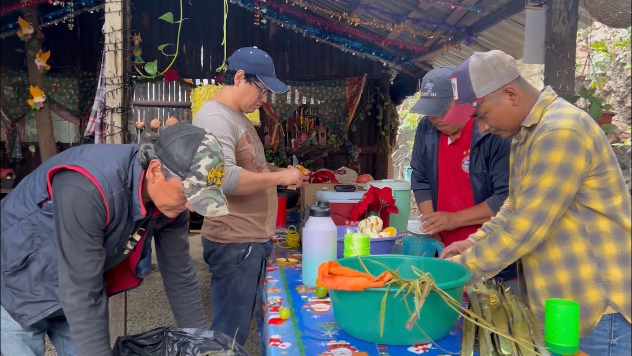 Así disfrutamos los tamales de la Candelaria!