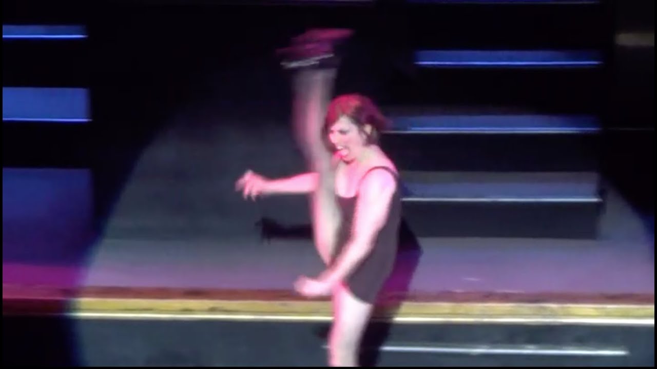 Donna Marie Asbury - I Simply Can't Do It Alone - Chicago (Broadway)