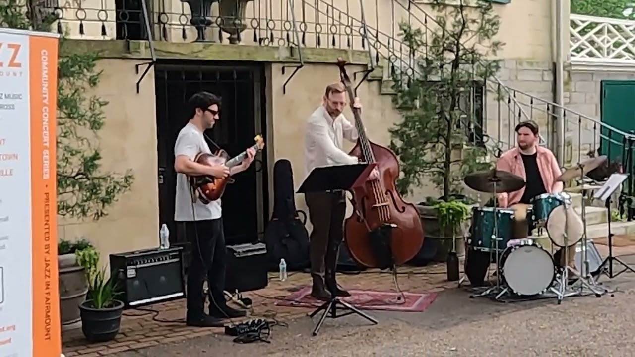 Larry Shaw Trio @ Lemon Hill Mansion - May 19, 2024