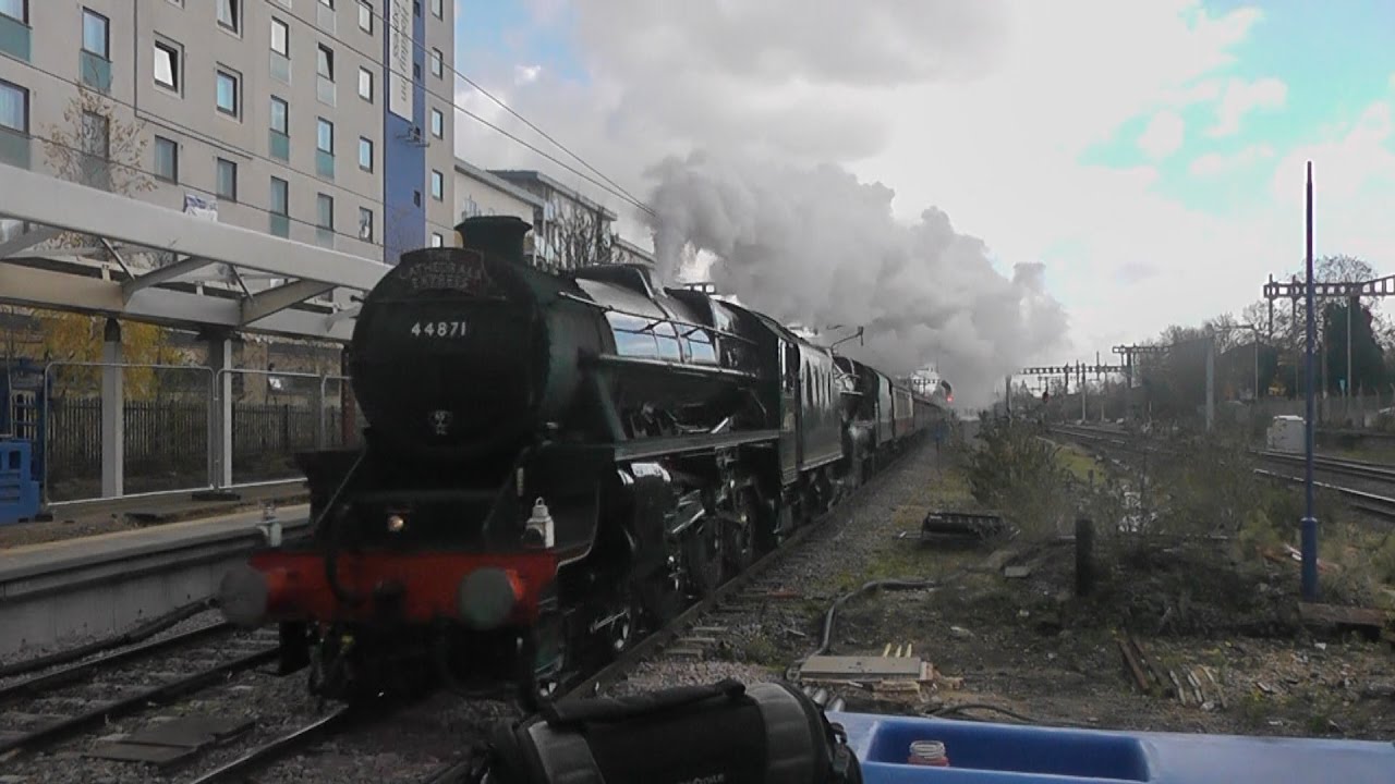 LMS Steam Loco's, 44871 + 45407 Stanier Black 5's, Double Headed at Slough 3/12/16