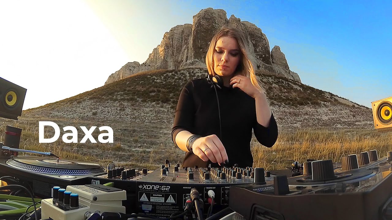 Daxa - Live @ Radio Intense Ukraine 25.09.2020 / Melodic Techno & Progressive house mix