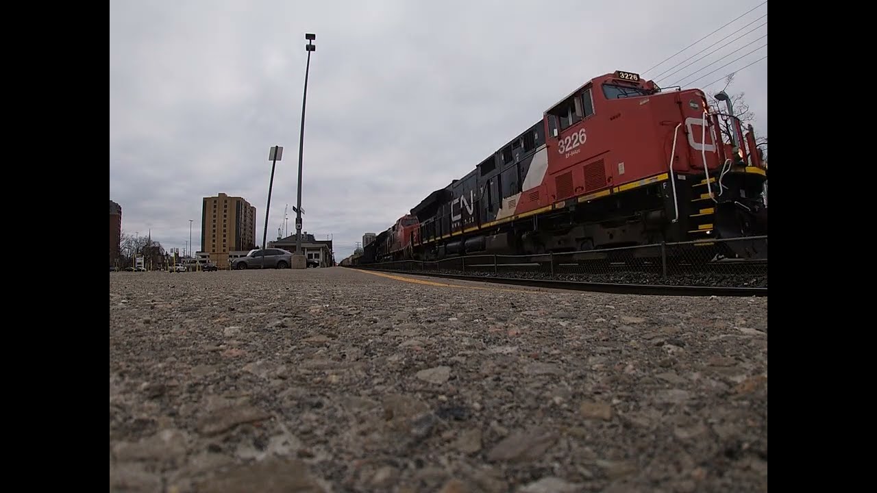 CN Rail K5HLL Echo in the Brampton Place.