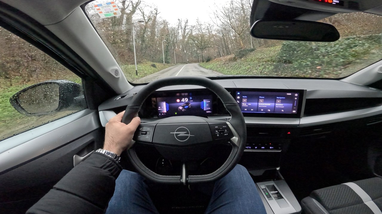 OPEL FRONTERA Hybrid 145 (2026) - POV test drive CITY DRIVING
