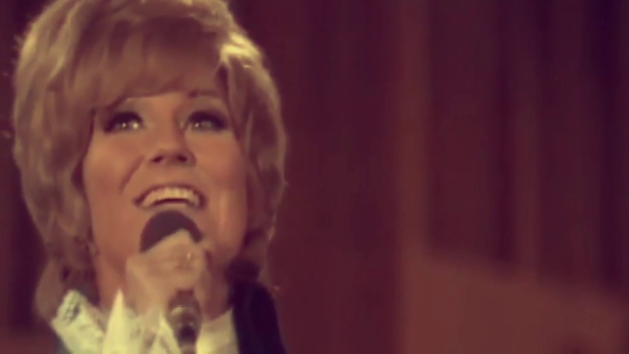 Dusty Springfield - I Heard It Through The Grapevine.
