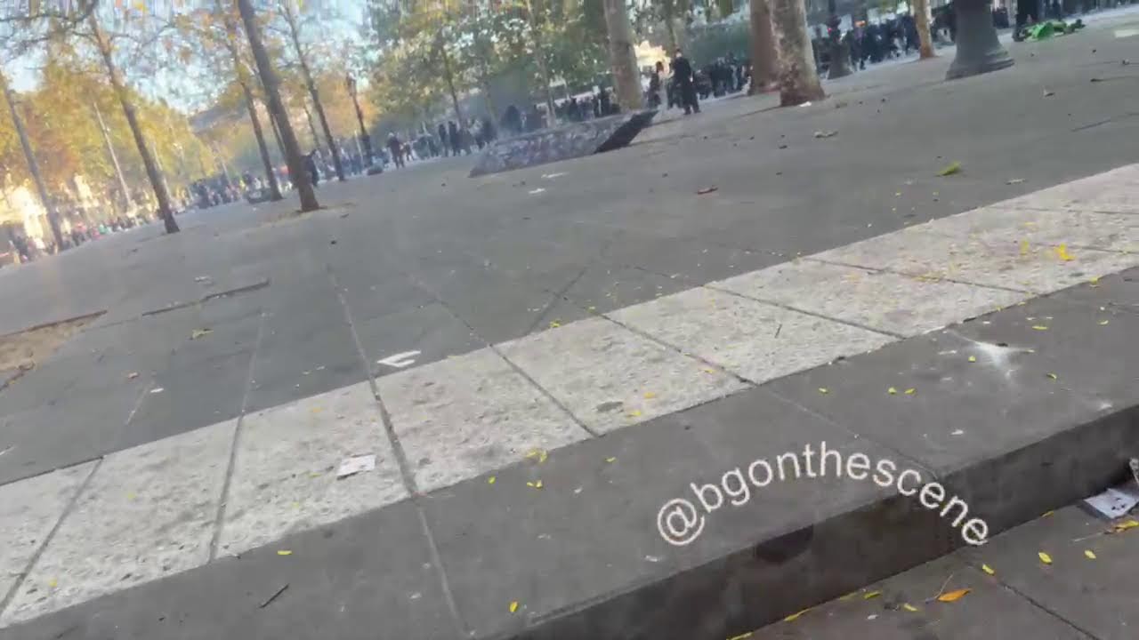EN DIRECT: Manifestation &agrave; Paris le 18 octobre | LIVE: Protest in Paris on October 18th