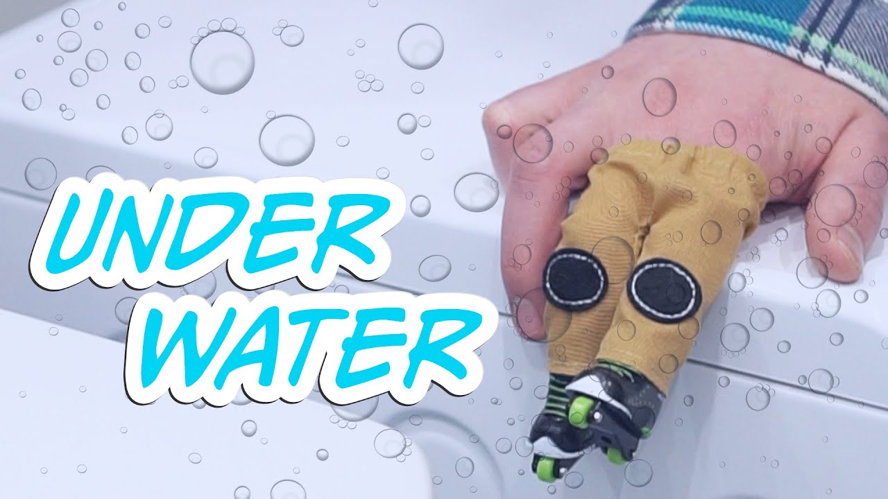Finger roller skates riding in the bathroom | Under water | Grips & Tricks