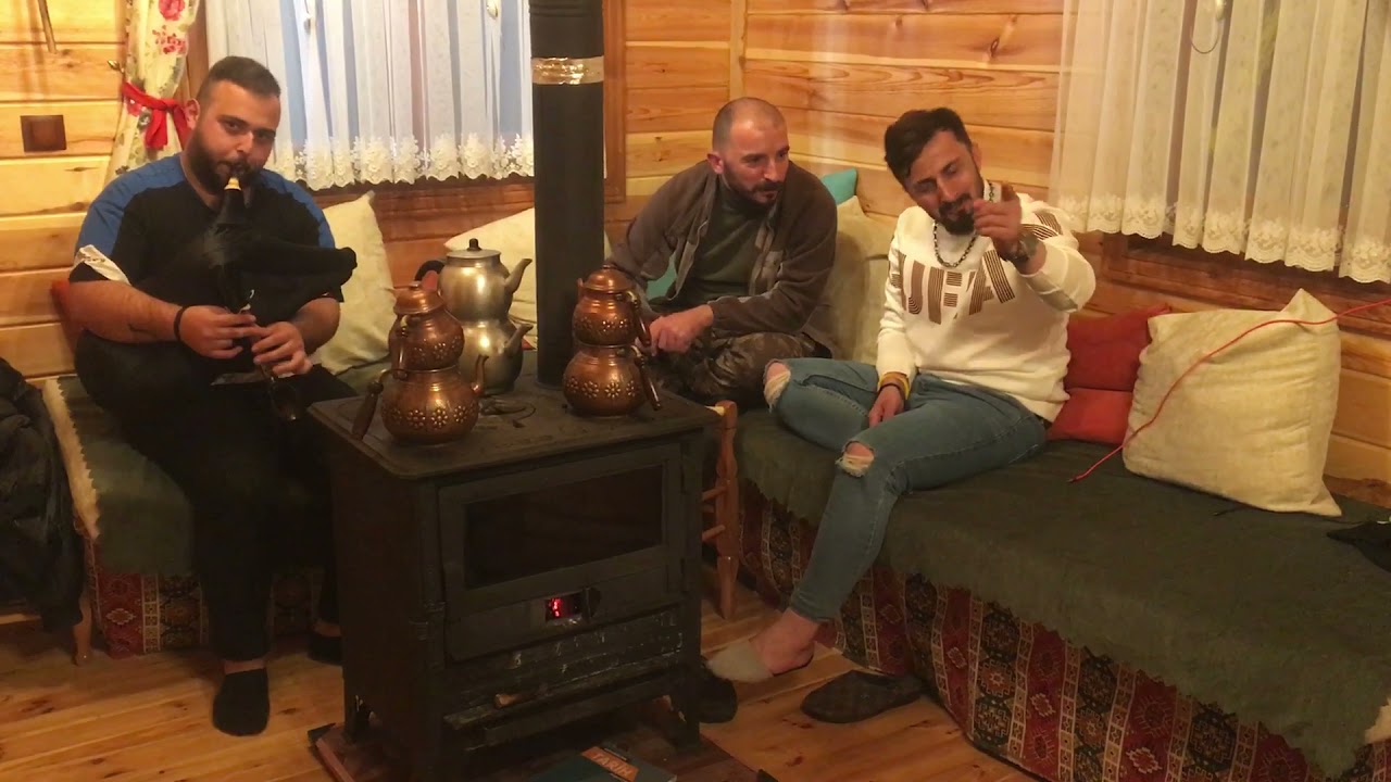 Dertli sevdali yüreği yananlar için