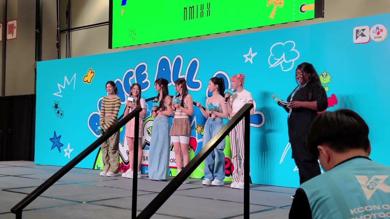[8k] 230818 Nmixx - playing a game at Dance All Day stage - KCON LA 2023