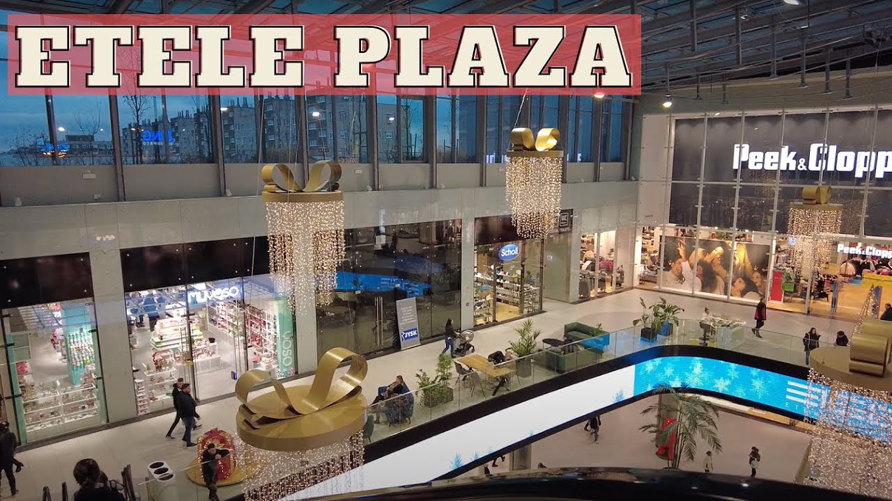 Etele Plaza in Christmas season, December 2023 - Budapest Hungary [4k Ultra HD 60fps]