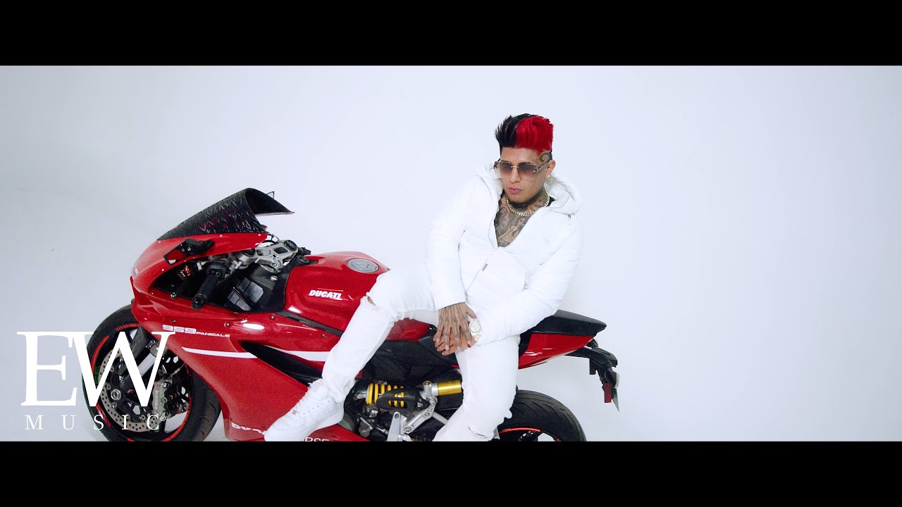 Einar Weez, Dyana Marina - Dukati (Video Oficial)