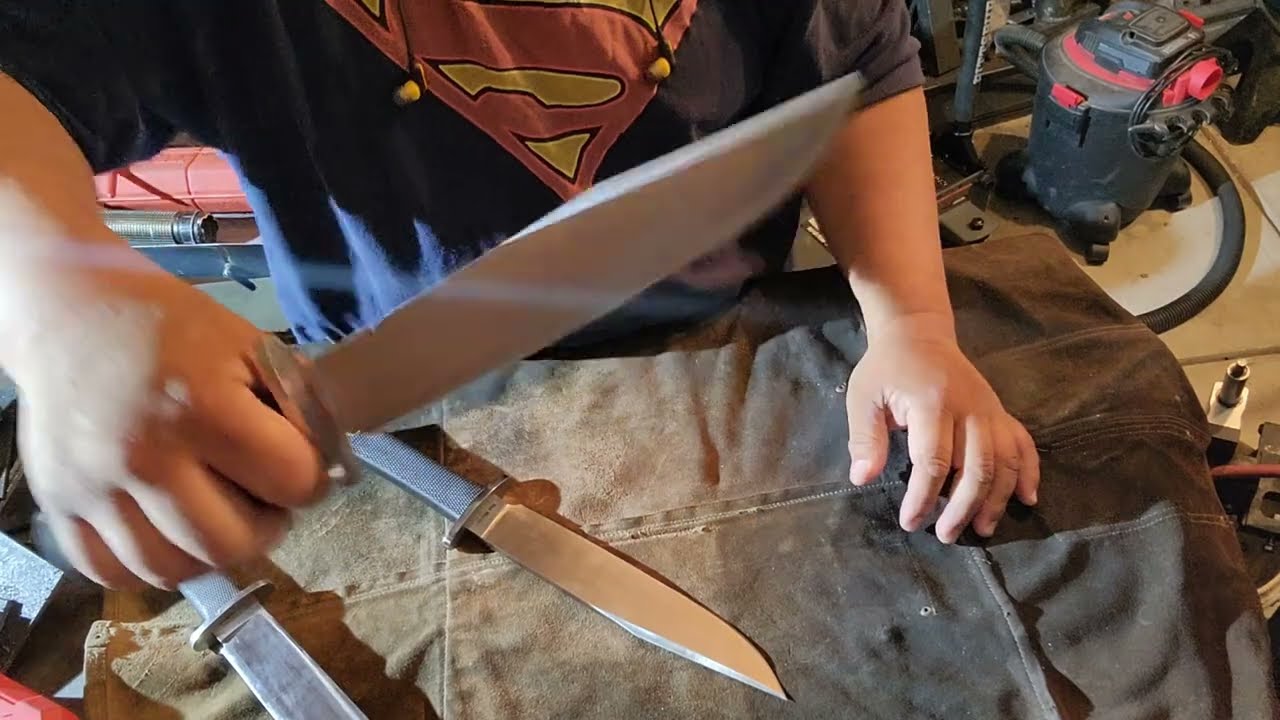 Сравнение Cold Steel Trail Master San Mai 3 и Cold Steel Trail Master 3V