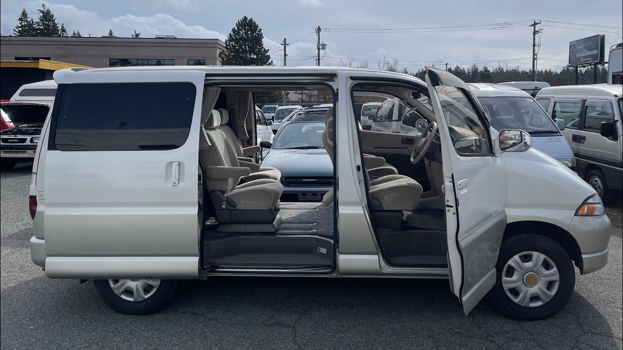 RARE 1997 Toyota Granvia Grand Hiace 4WD 3.4L v6 5 door RHD JDM