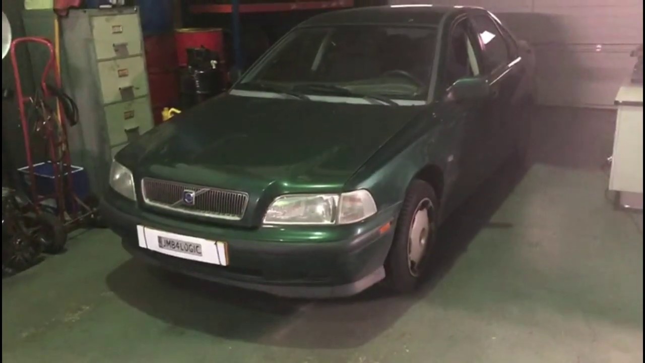 OIL CHANGE VOLVO S40 1.8 GASOLINE 2000