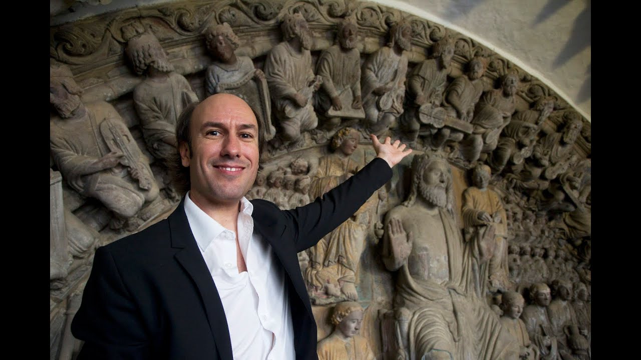 Instrument Exhibit: Carlos Núñez: Instruments and Their Continuity in the Galician Musical Tradition