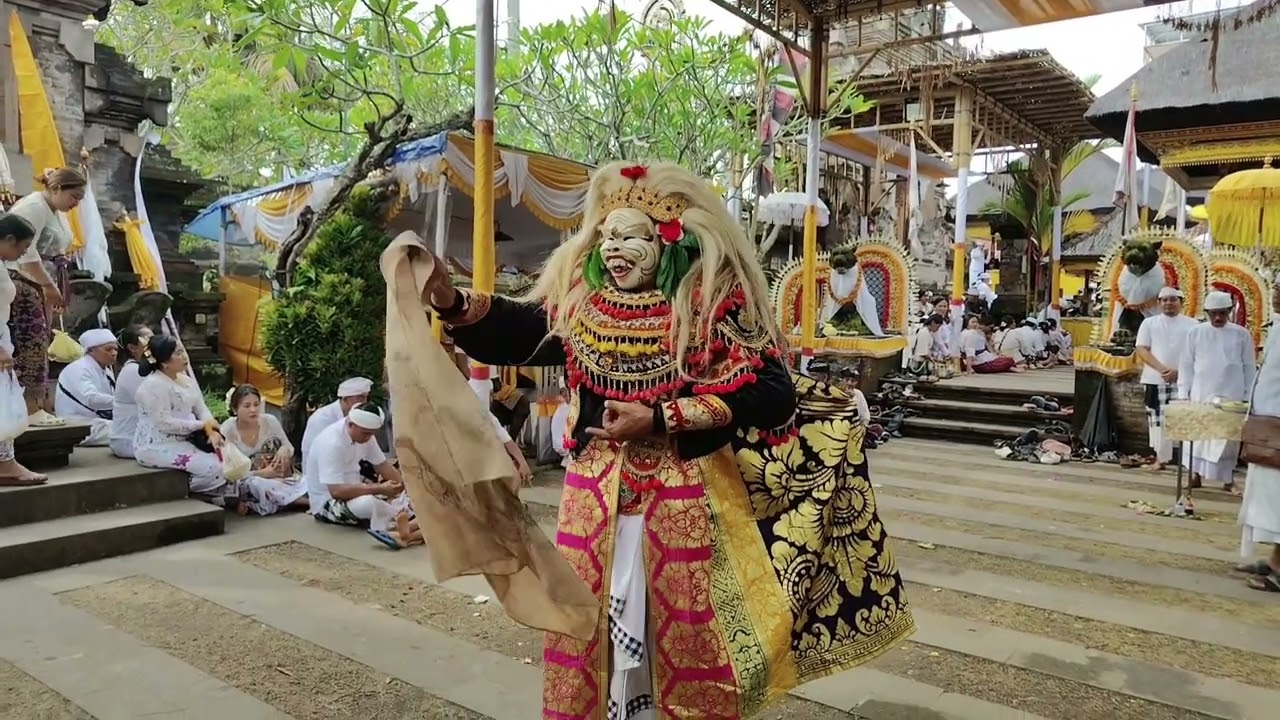 UPACARA PENGANYAR NGUSABA KARANG PENGULU PURA KAWITAN SRI KARANG BUNCING BLAHBATUH (SKB BULELENG)