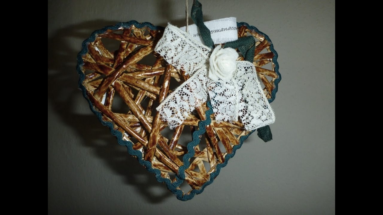 Come fare il cuore con le cannucce di carta