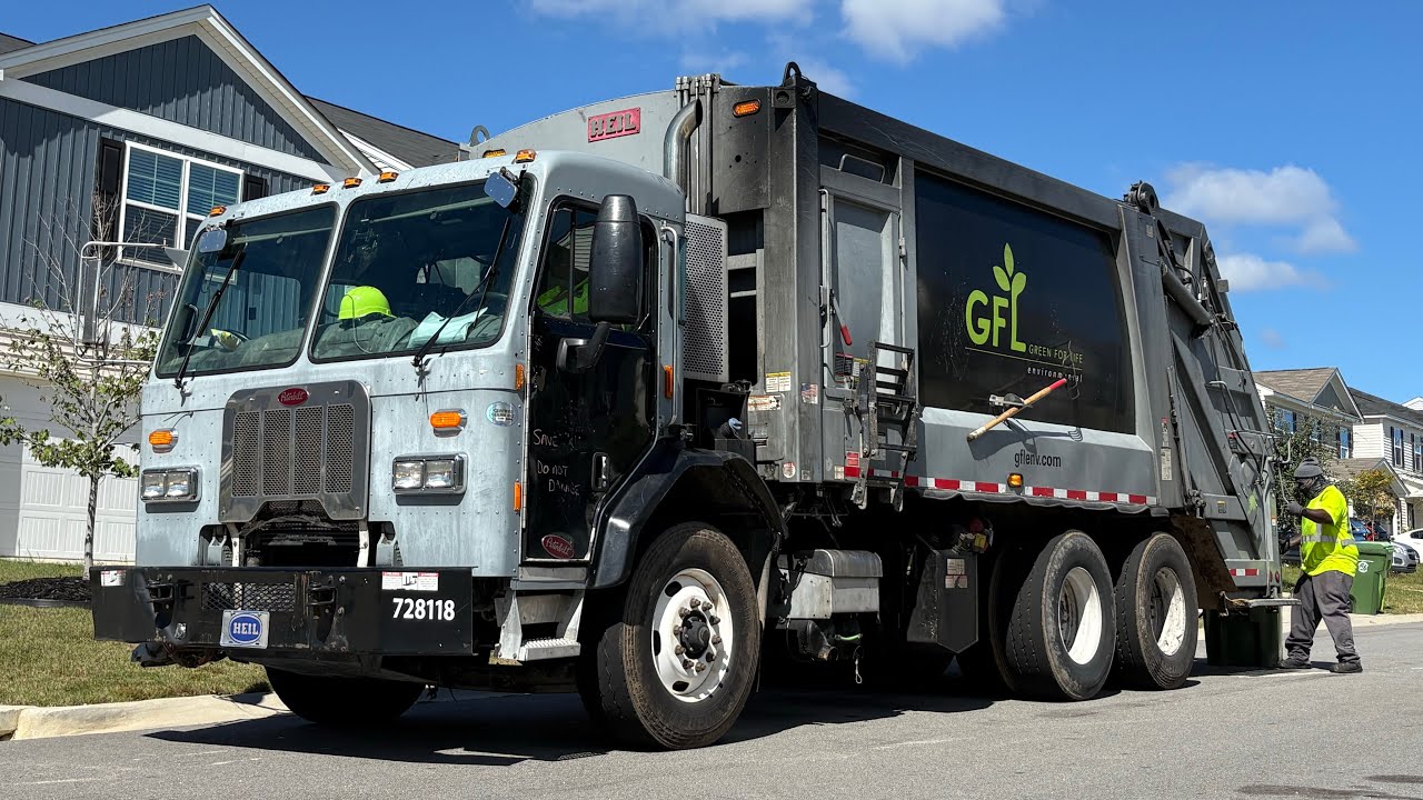 GFL Environmental - Peterbilt 320 PowerTrak on Heavy Trash