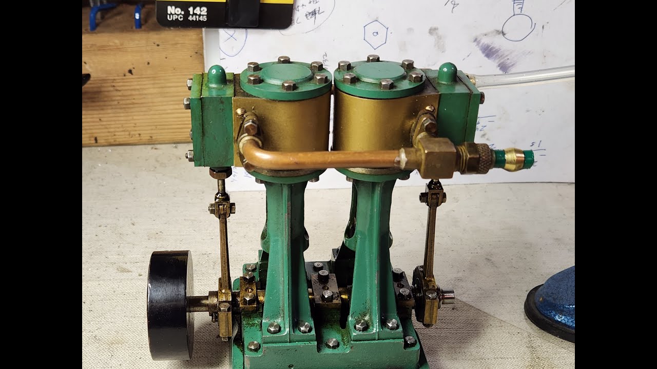 D10 Stuart Steam Engine on 4psi air pressure.