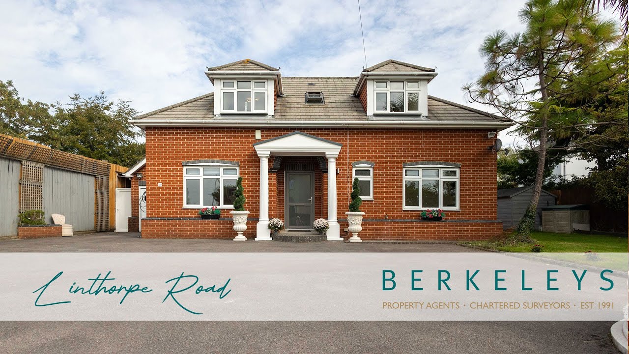 Linthorpe Road, BH15: Lovely family home set in a generous plot with secure gated driveway