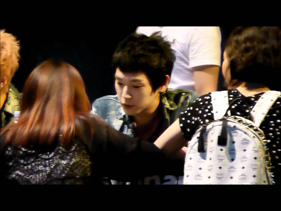 120604 B.A.P Fansign in Daejeon No.2