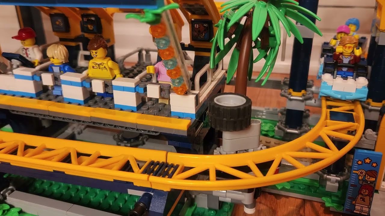 LEGO Loop Coaster Closeup