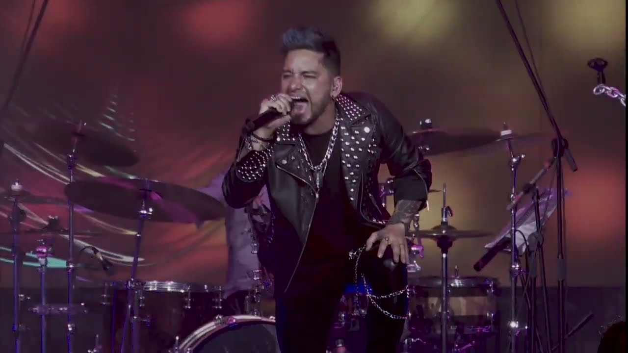 Livin´ On a Prayer  Bon Jovi Cover by GAONA