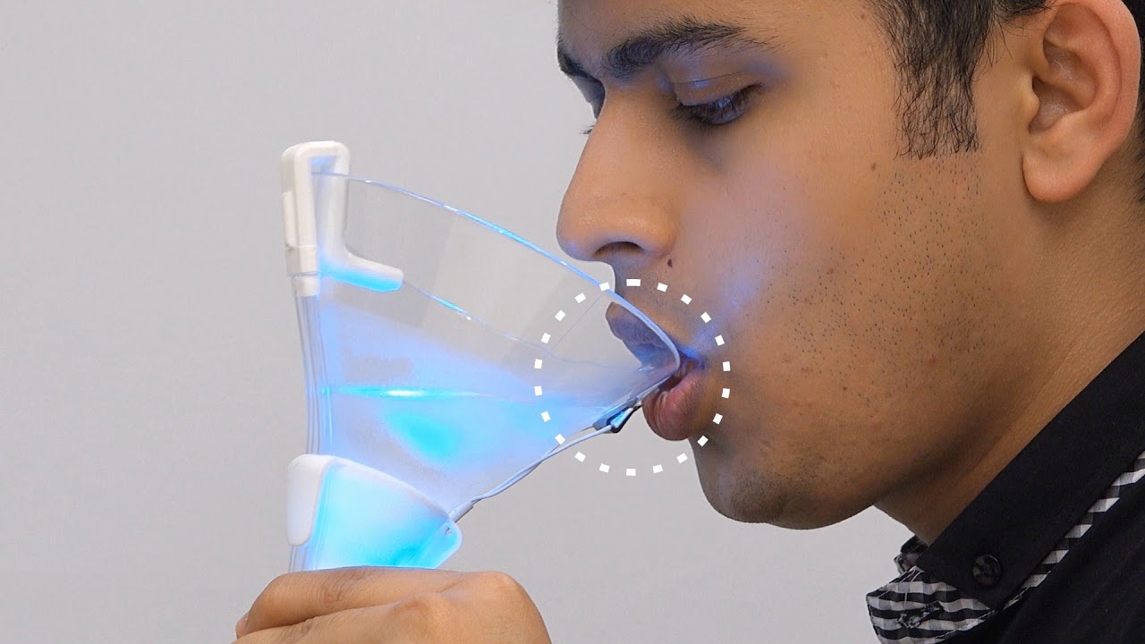 [MM2017] Vocktail: A Virtual Cocktail for Pairing Digital Taste, Smell, and Color Sensations