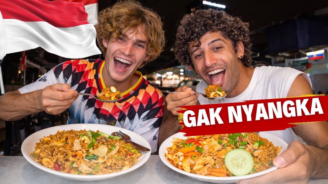 Шотландия 🏴󠁧󠁢󠁳󠁣󠁴󠁿 и Турция 🇹🇷 в шоке! Неужели индонезийский жареный рис настолько безумен?! 🇮🇩😱
