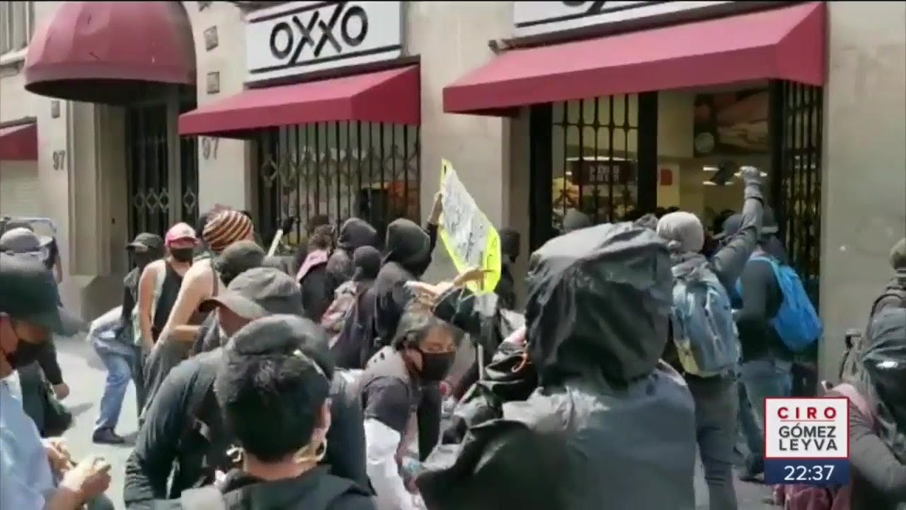 Policías permiten destrozos en Paseo de la Reforma | Noticias con Ciro Gómez Leyva