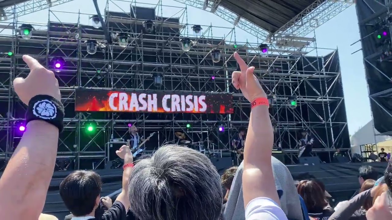 灼熱 CRASHCRISIS SEXMACHINEGUNS