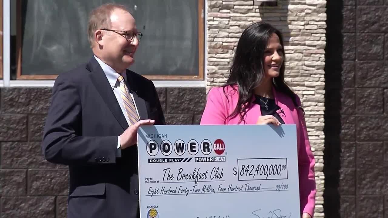 Michigan Lottery announces $842M Powerball winner