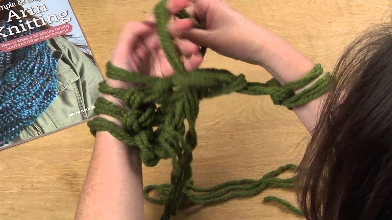 Arm Knitting Twisted Stitch HI-DEF